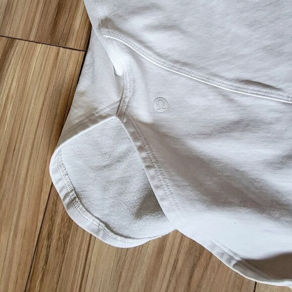 Lululemon LA Oversized Long Sleeve V-neck Hi Low Tunic Pullover in White Opal - Picture 13 of 13